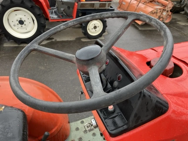 Трактор Yanmar 14 к.с. 4х4, снимка 3 - Селскостопанска техника - 55322490