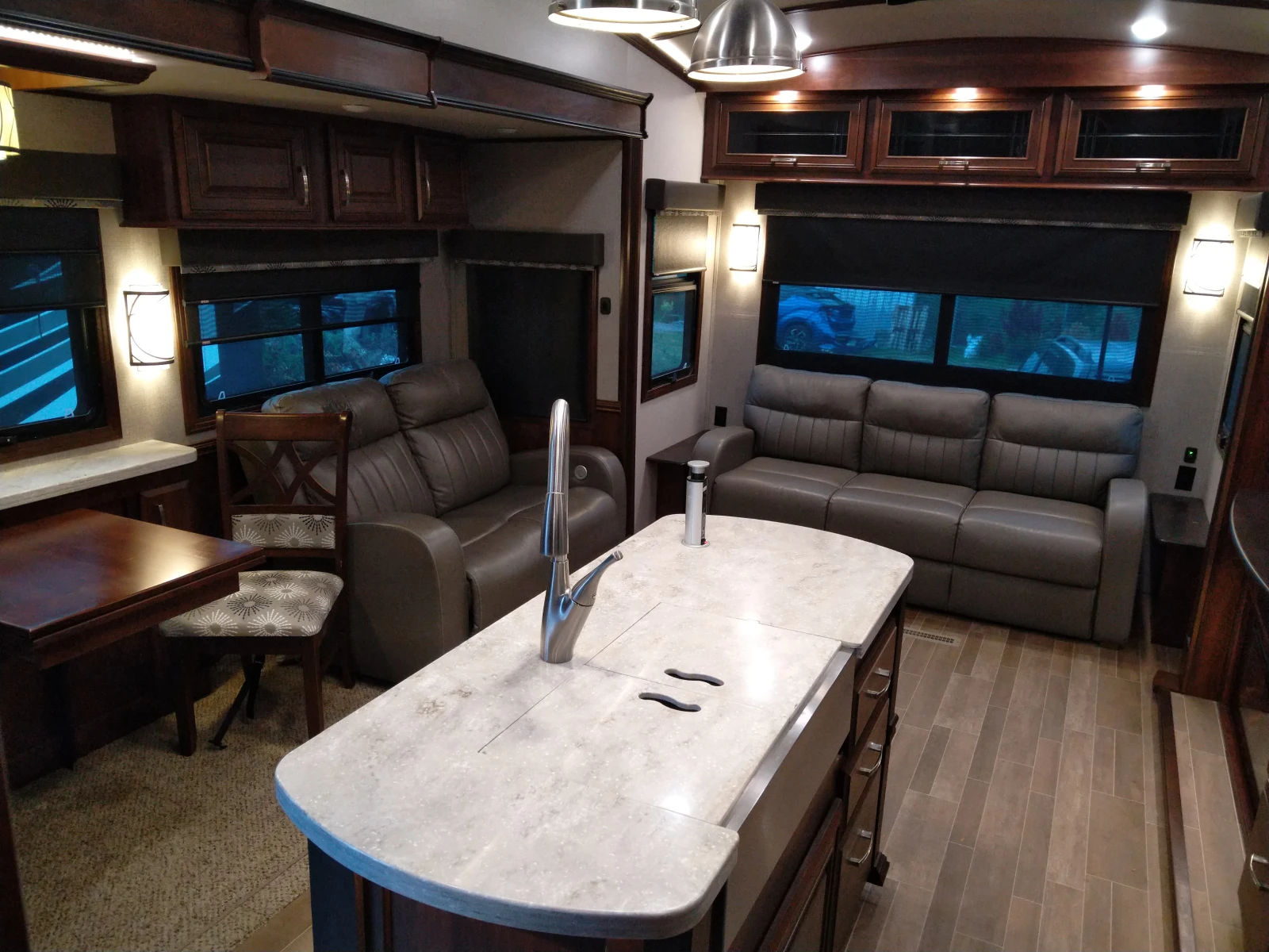Каравана Други Jayco Pinnacle 37MDQS - изображение 9
