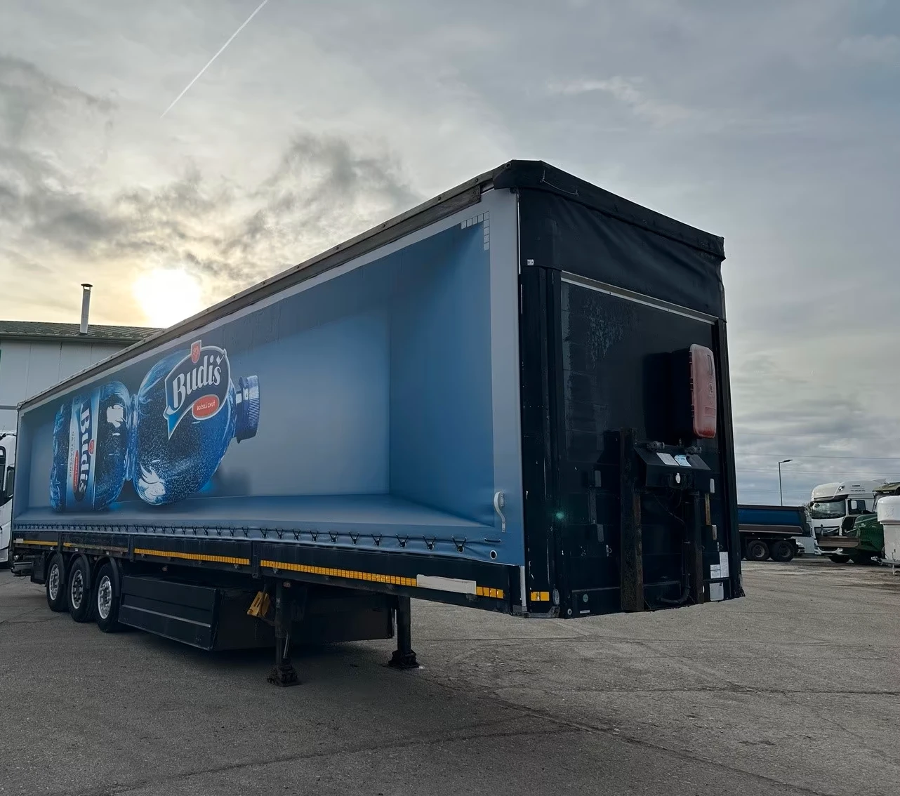 ����������� Schwarzmuller SPA | Mobile.bg � ����������� 1