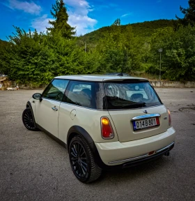 Mini Cooper = ONE= ПЕРФЕКТЕН= , снимка 3