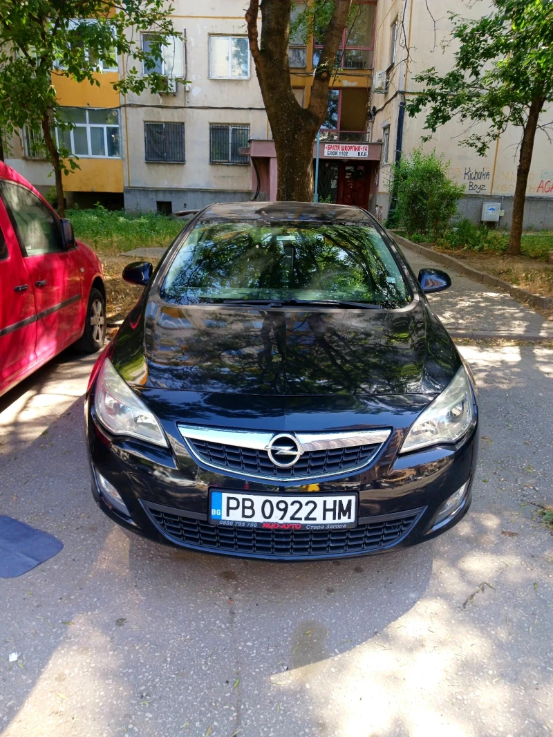 Opel Astra J, снимка 7 - Автомобили и джипове - 47245161