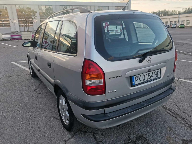 Opel Zafira 2.0 Dti 16v, снимка 5 - Автомобили и джипове - 47346605