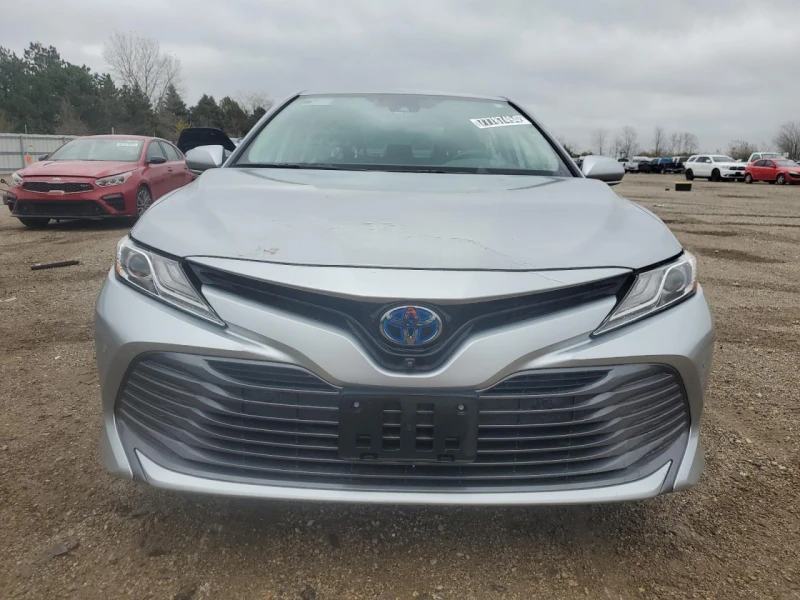 Toyota Camry, снимка 5 - Автомобили и джипове - 47967629