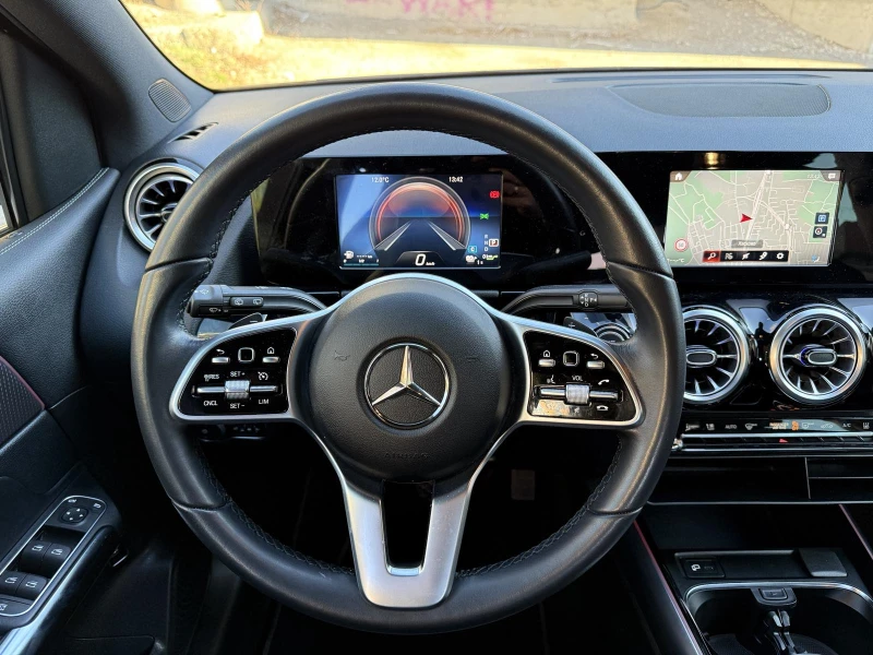 Mercedes-Benz B 250 1.3i, снимка 12 - Автомобили и джипове - 48412658