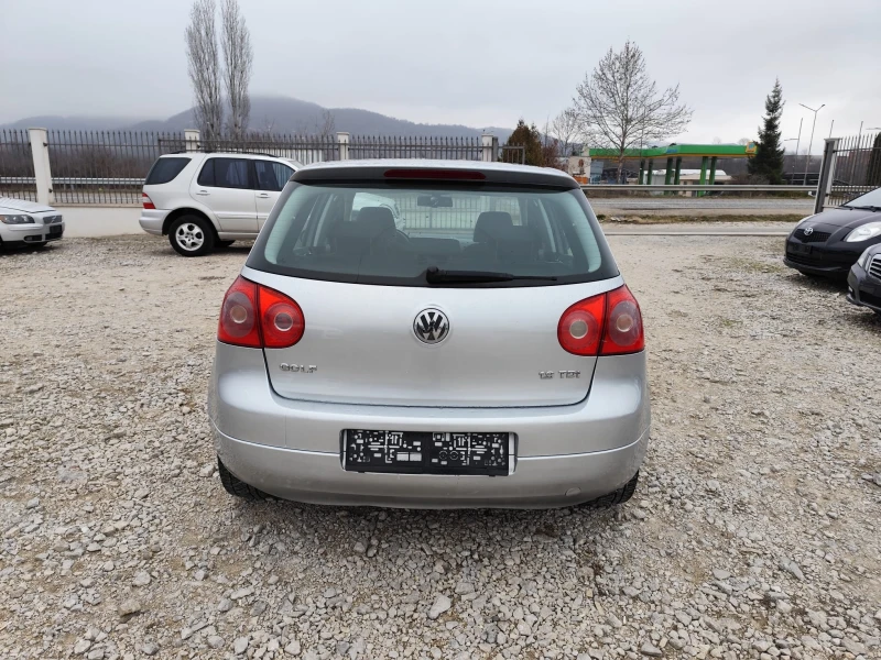 VW Golf 1.9 дизел 105 кс.Италия, снимка 6 - Автомобили и джипове - 48928039