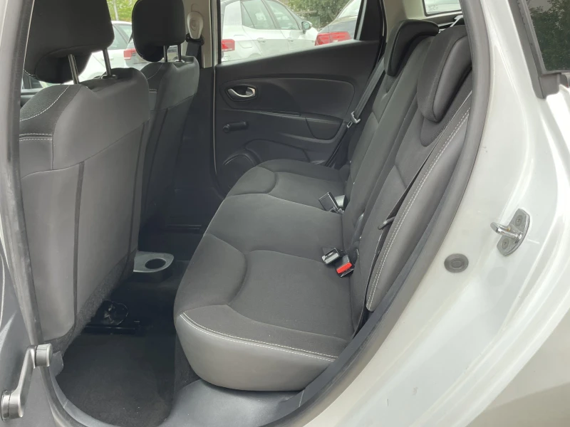 Renault Clio Grandtour 1.5 dCi, снимка 15 - Автомобили и джипове - 50551422