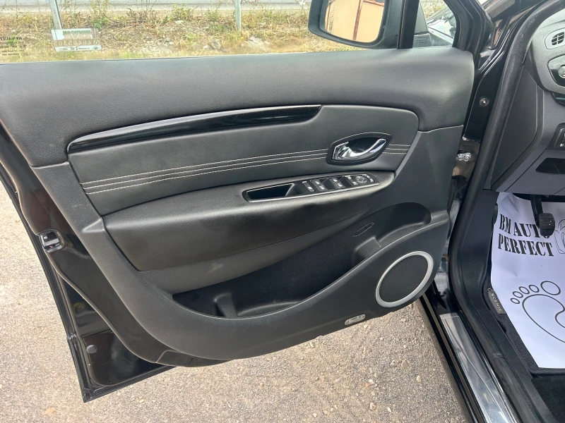 Renault Scenic 1.5 DCI X-MOD, снимка 8 - Автомобили и джипове - 51596846