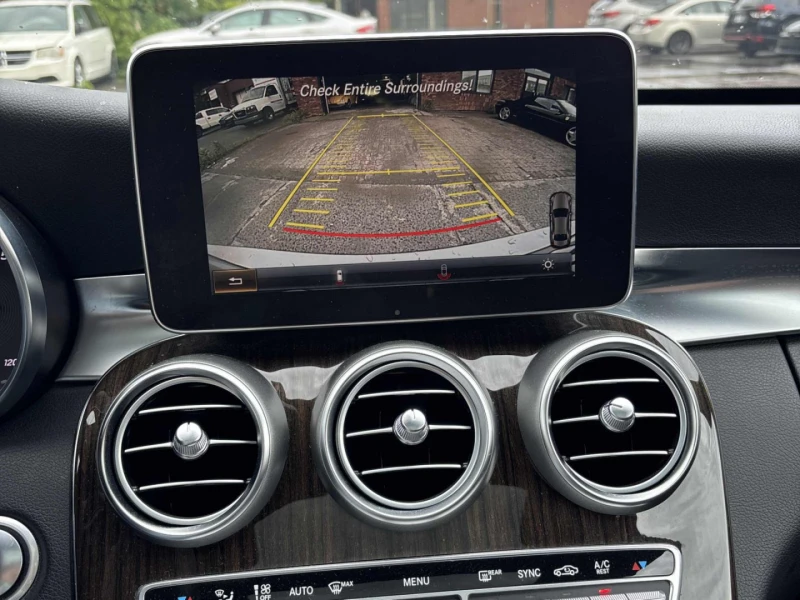 Mercedes-Benz C 300 2.0L TURBO 4MATIC , снимка 8 - Автомобили и джипове - 52992162