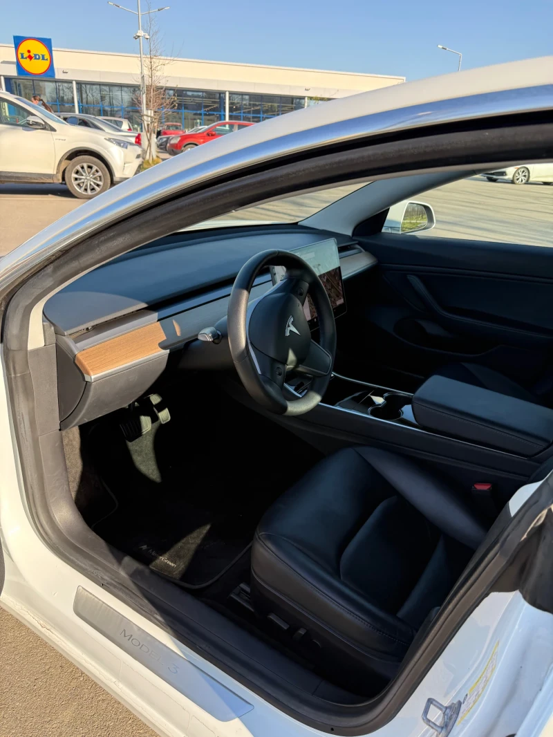 Tesla Model 3 Dual Motor Long Range AWD, снимка 5 - Автомобили и джипове - 52861971