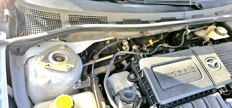 Mazda 3 1.6, снимка 14 - Автомобили и джипове - 53021527