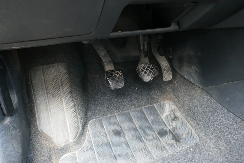 Skoda Fabia, снимка 8 - Автомобили и джипове - 53218739