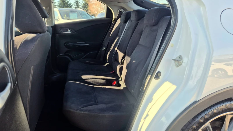 Honda Civic АВТОМАТИК, снимка 9 - Автомобили и джипове - 53273135