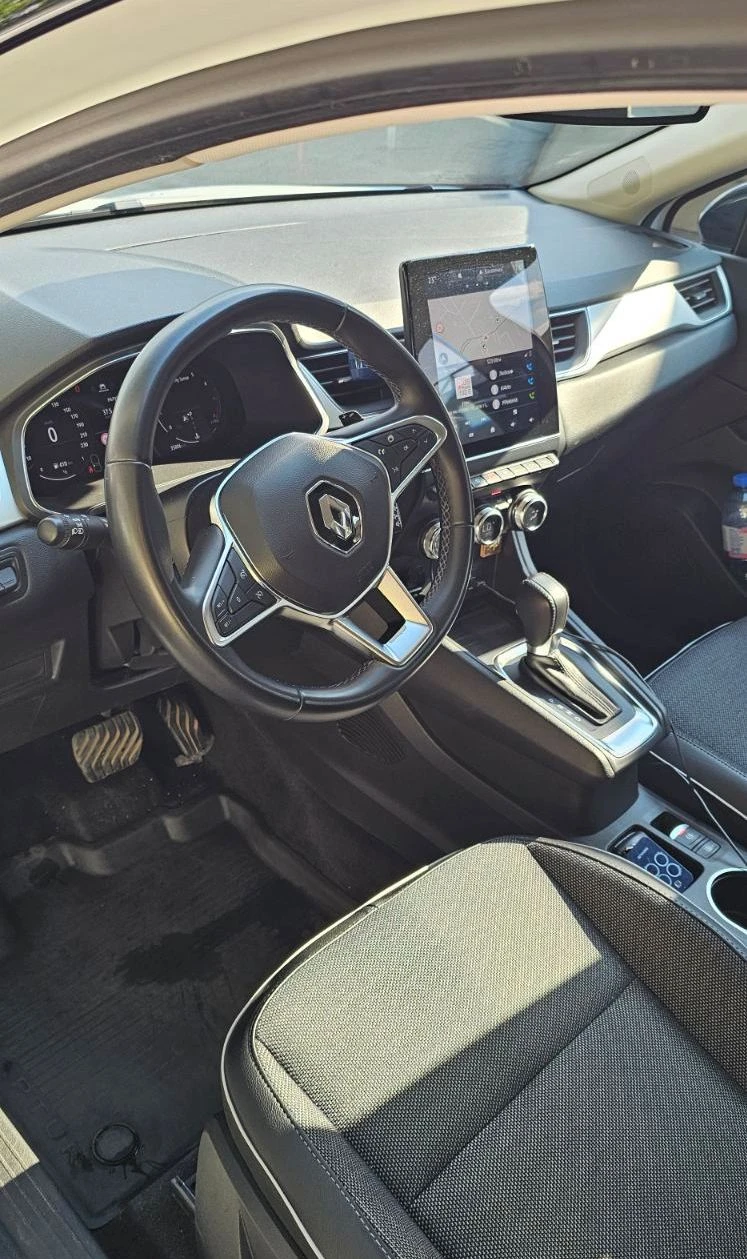 Renault Captur, снимка 12 - Автомобили и джипове - 55445508