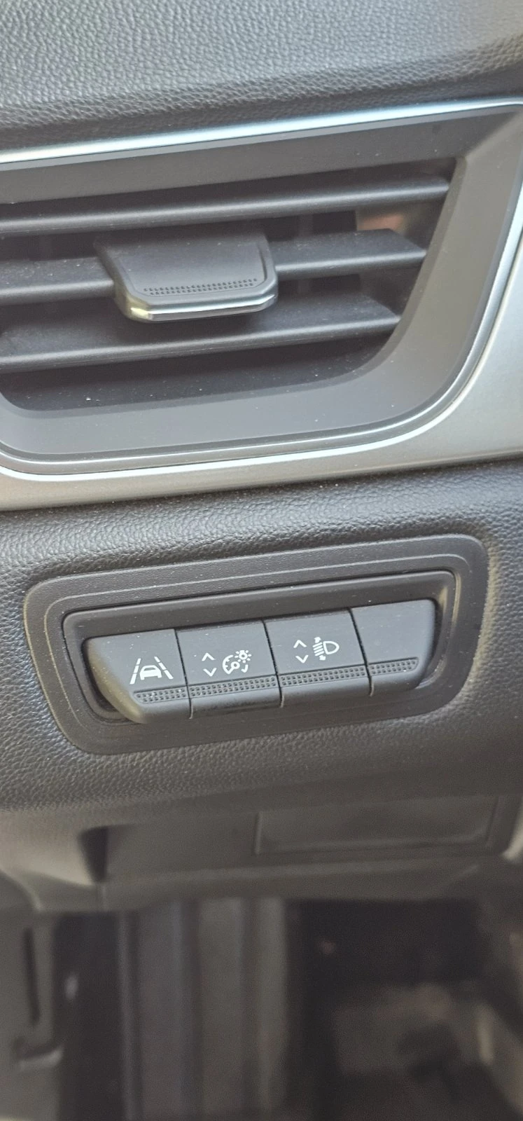 Renault Captur, снимка 9 - Автомобили и джипове - 55445508