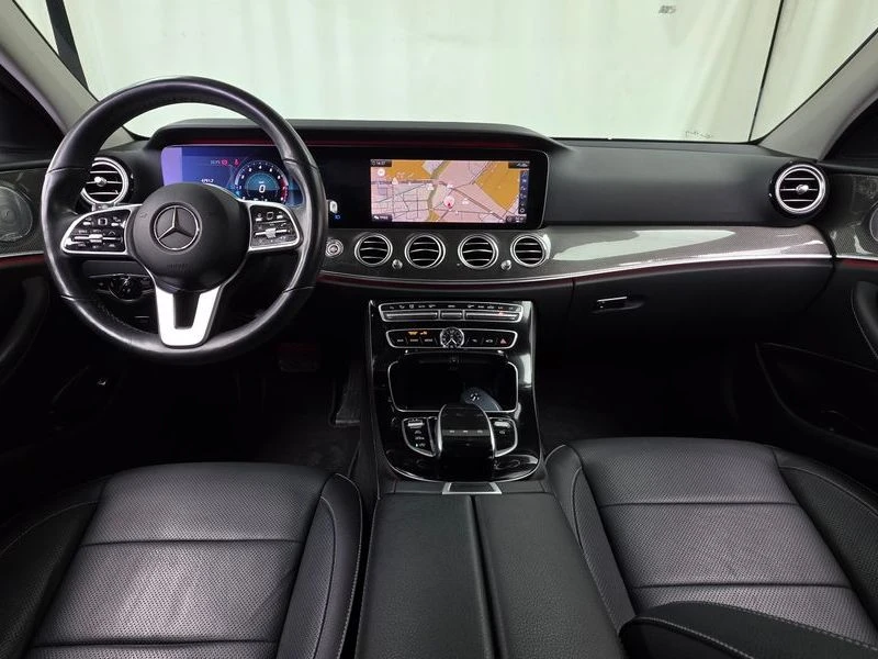 Mercedes-Benz E 300 E300 4MATIC AMG Line| 245к.с., снимка 7 - Автомобили и джипове - 56192608