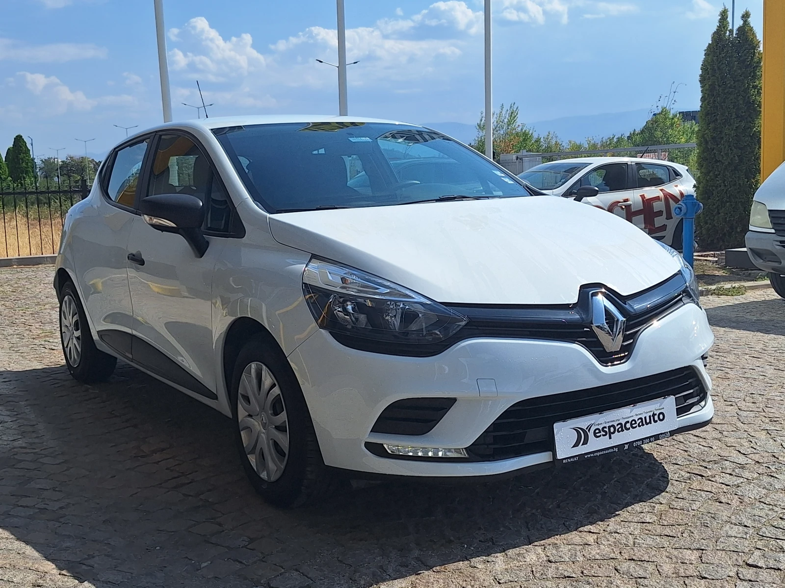 Renault Clio TCe 75к.с. N1 - изображение 3