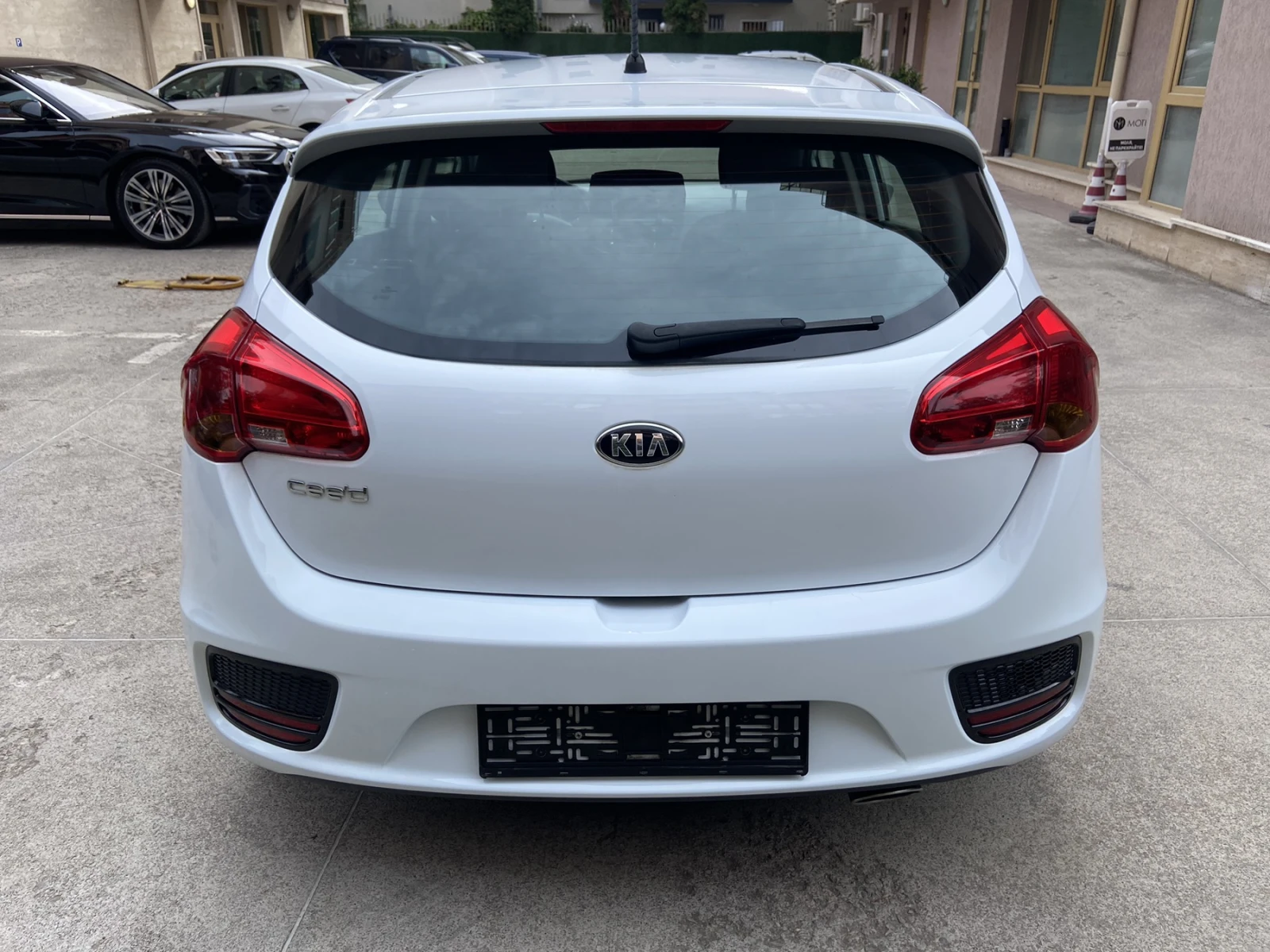 Kia Ceed 1.4 Cool 55 000 км - изображение 6