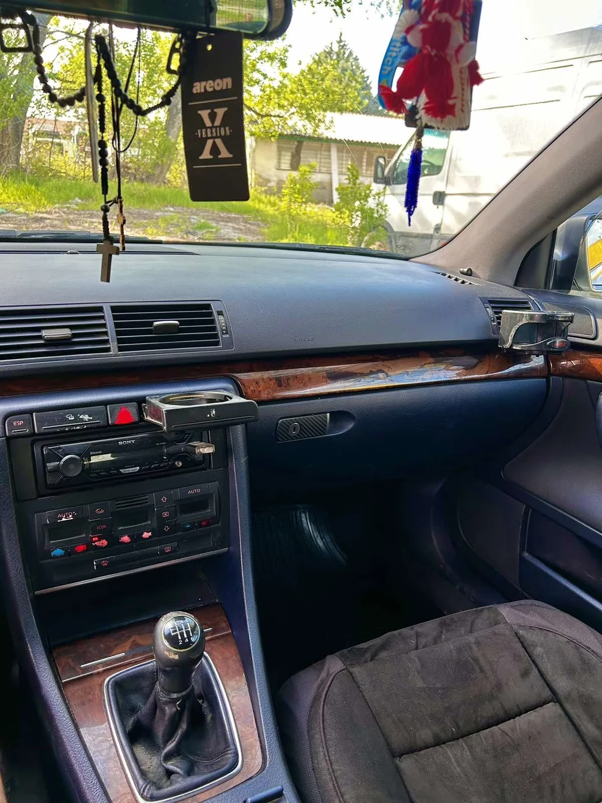 Audi A4 1.9 TDI - изображение 10
