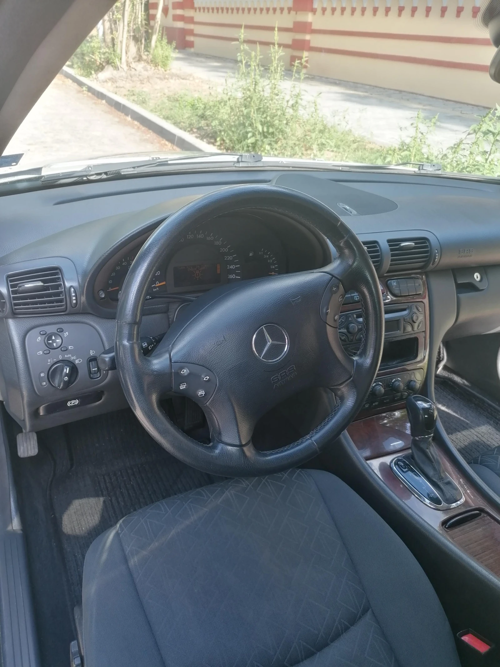 Mercedes-Benz C 270  - изображение 7