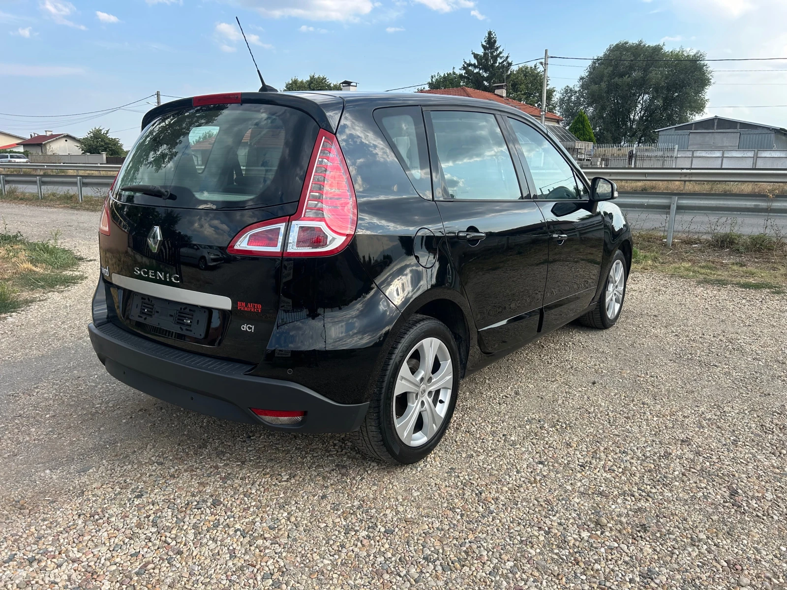 Renault Scenic 1.5 DCI X-MOD - изображение 7