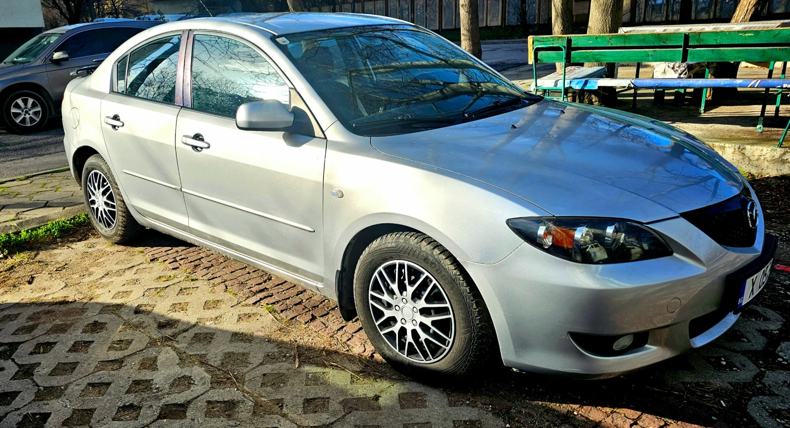 Mazda 3 1.6 | Mobile.bg � ����������� 2