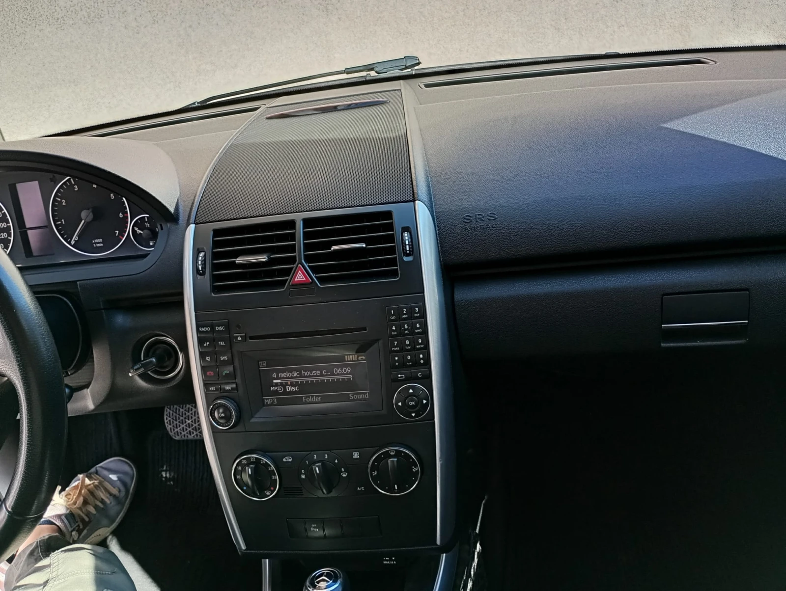 Mercedes-Benz A 150, снимка 12 - Автомобили и джипове - 53773225