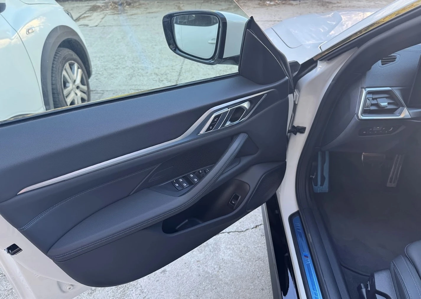 BMW i4 eDrive35 | Mobile.bg � ����������� 5