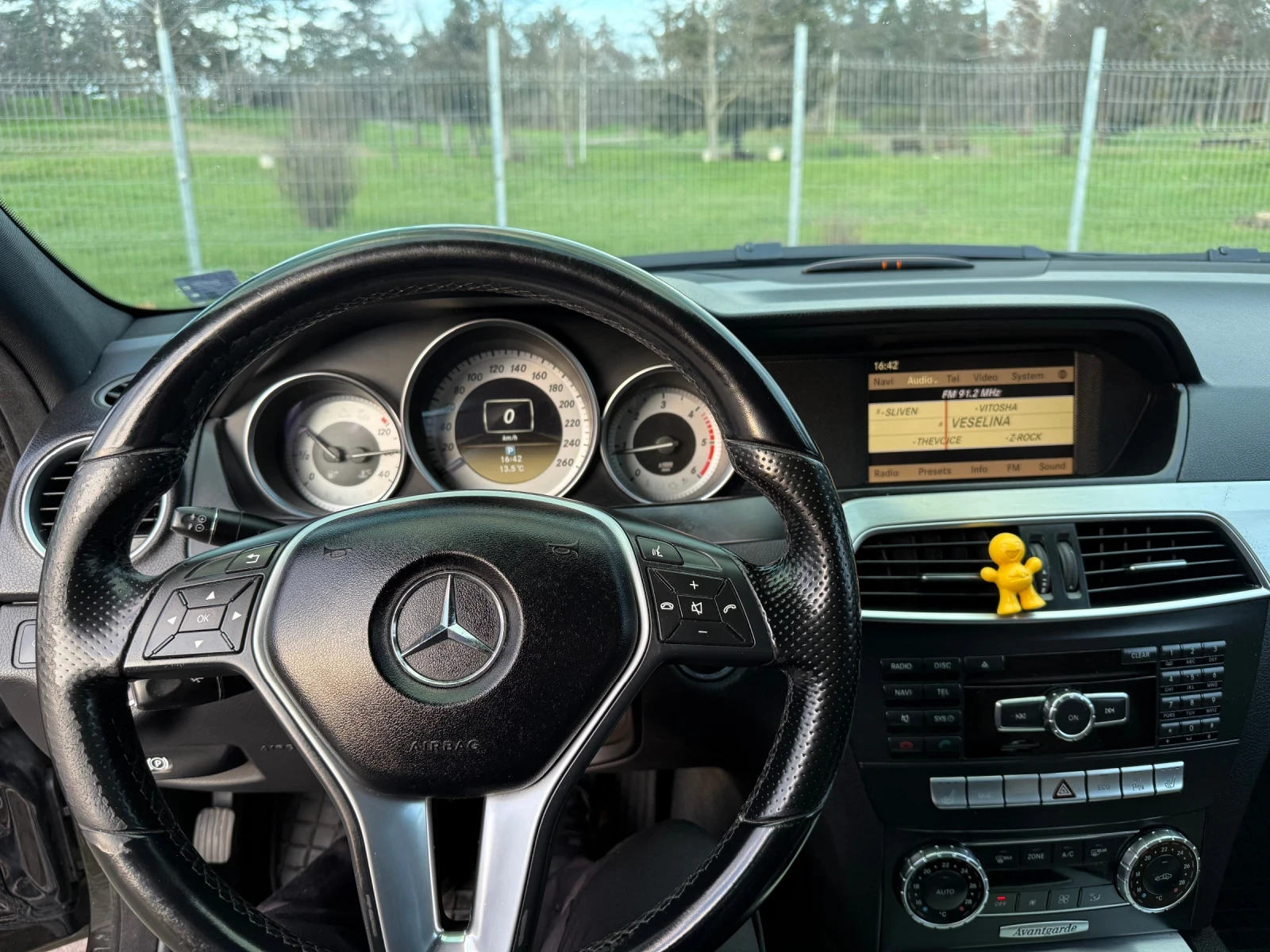 Mercedes-Benz C 250, снимка 8 - Автомобили и джипове - 54187638