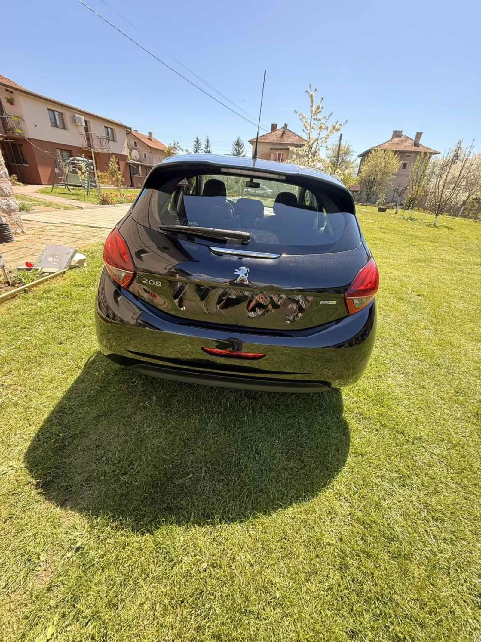 Peugeot 208, снимка 2 - Автомобили и джипове - 54516590