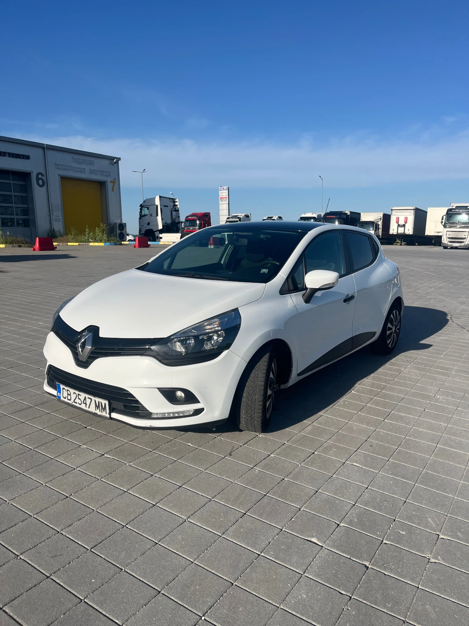 Renault Clio, снимка 7 - Автомобили и джипове - 54722203