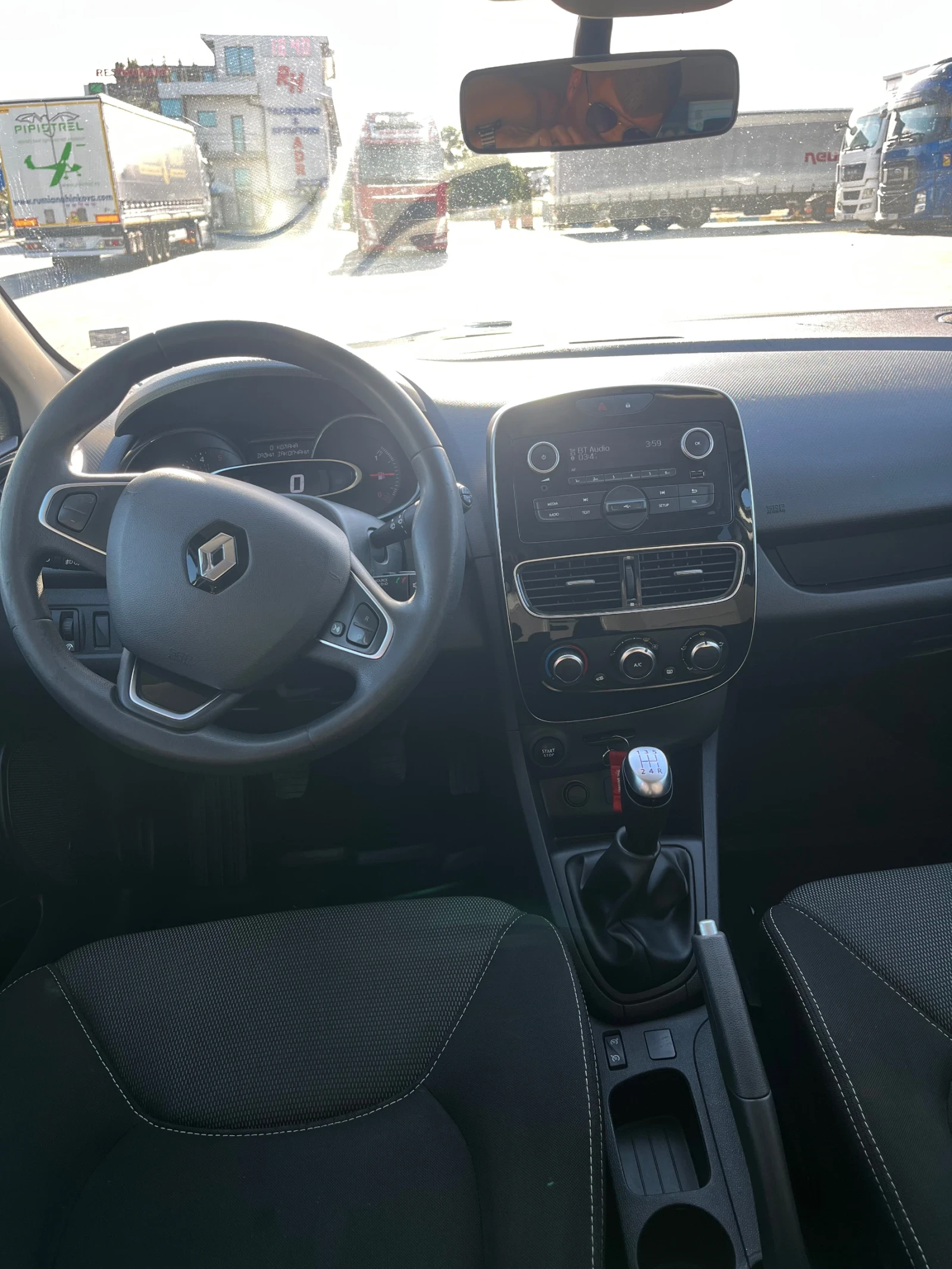 Renault Clio, снимка 10 - Автомобили и джипове - 54722203