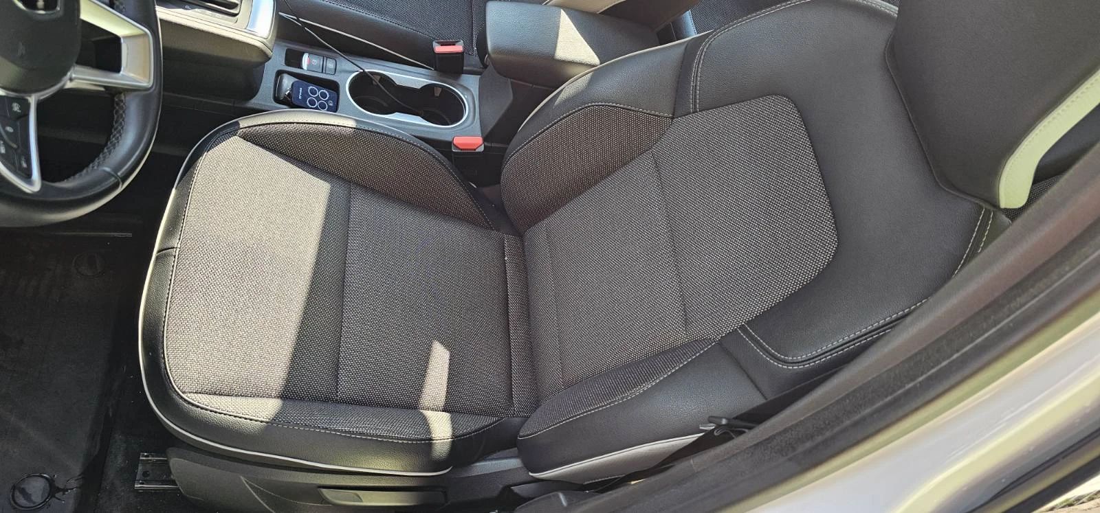 Renault Captur, снимка 10 - Автомобили и джипове - 55445508