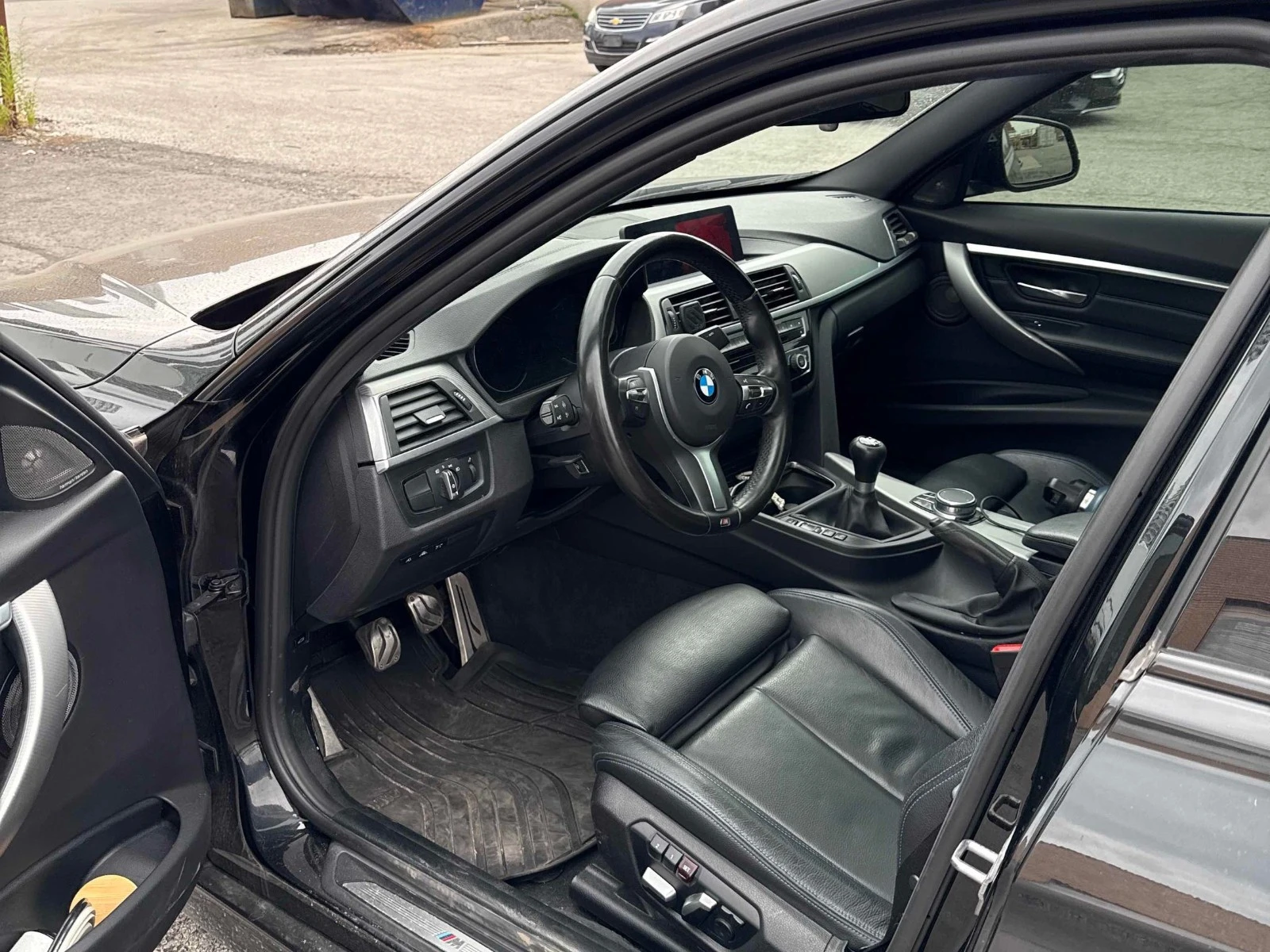 BMW 340 xi* MANUAL* HARMAN KARDON* 480HP* , снимка 5 - Автомобили и джипове - 55446915