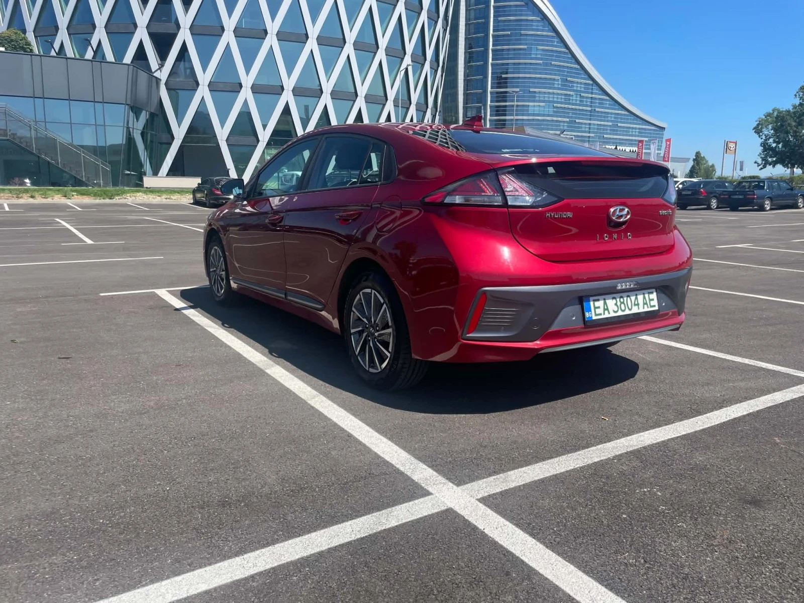 Hyundai Ioniq EV 40.4 kWh, снимка 7 - Автомобили и джипове - 55453338
