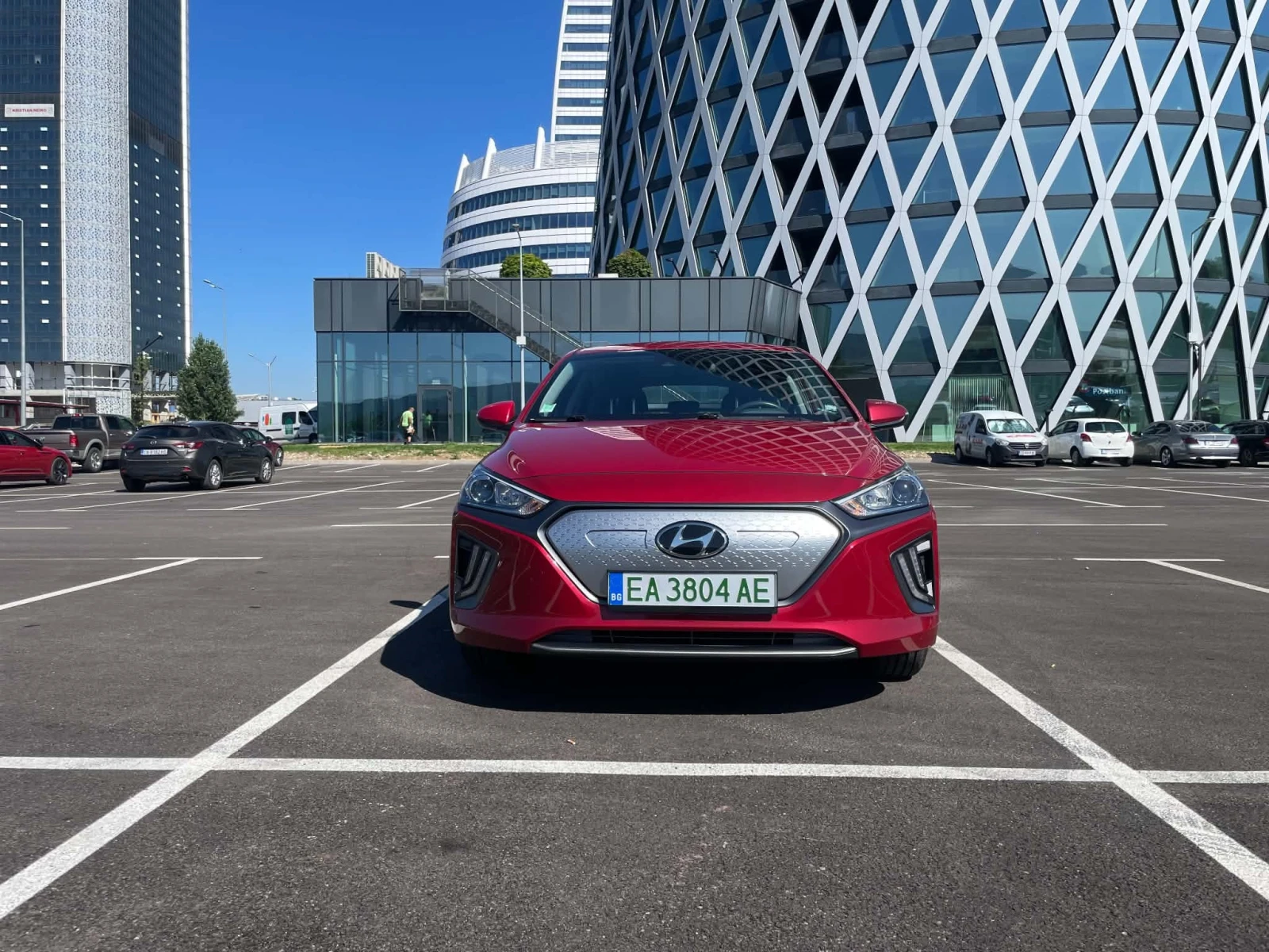 Hyundai Ioniq EV 40.4 kWh, снимка 2 - Автомобили и джипове - 55453338