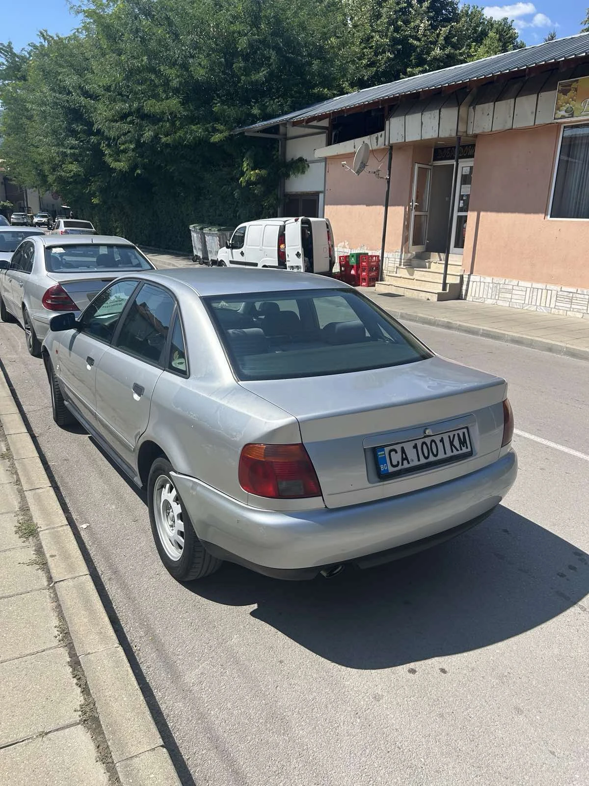 Audi A4 1.8, снимка 3 - Автомобили и джипове - 55522669