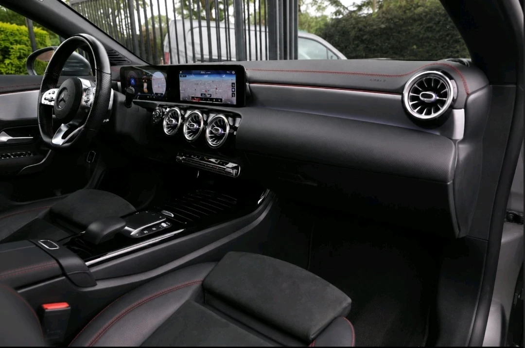 Mercedes-Benz CLA 250 Shooting brake, снимка 6 - Автомобили и джипове - 55532679
