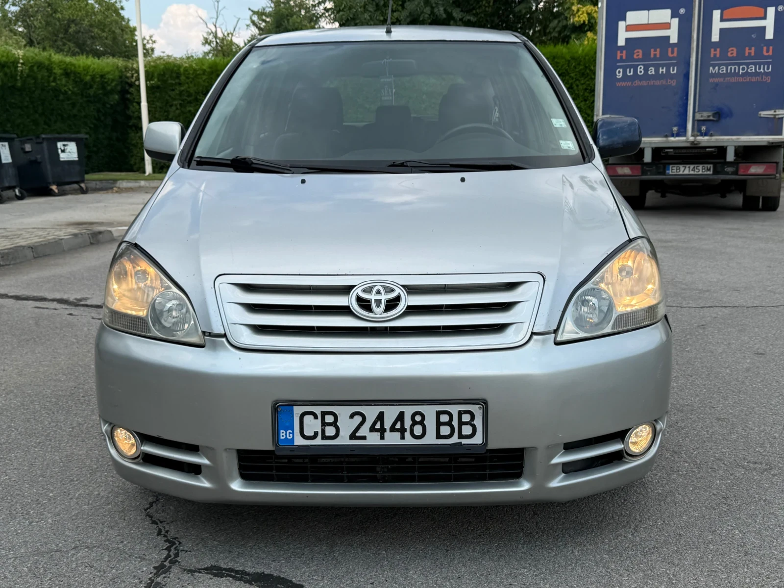 Toyota Avensis verso 2.0 dizel