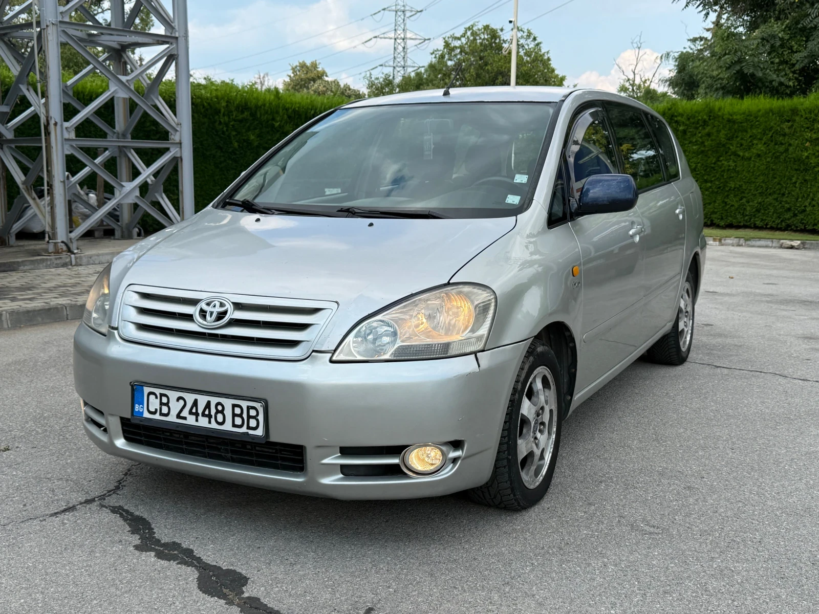 Toyota Avensis verso 2.0 dizel, снимка 3 - Автомобили и джипове - 55608098