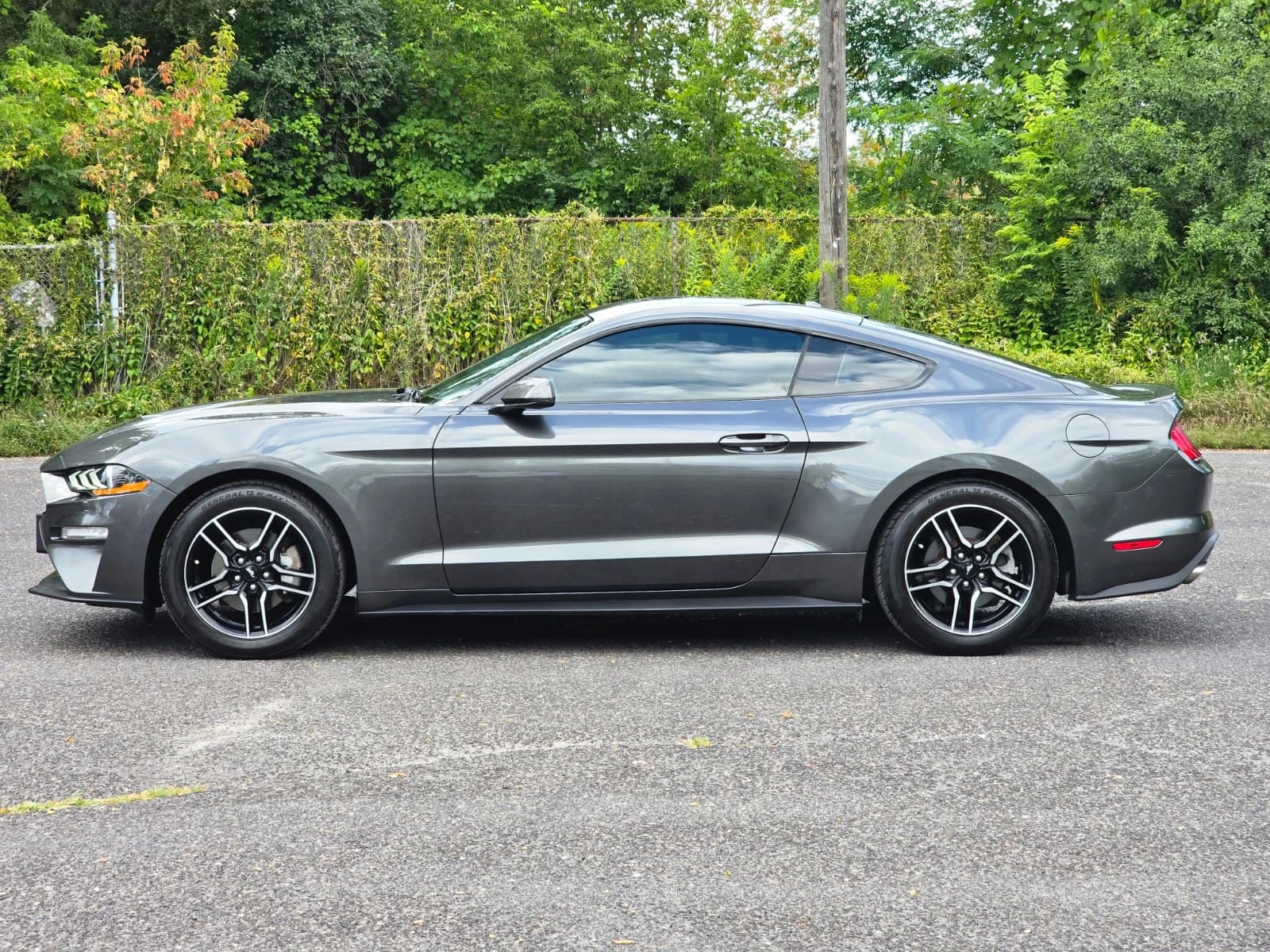 Ford Mustang * EcoBoost * CARFAX * ОПЦИЯ ЗА ФИНАНСИРАНЕ , снимка 2 - Автомобили и джипове - 55850148