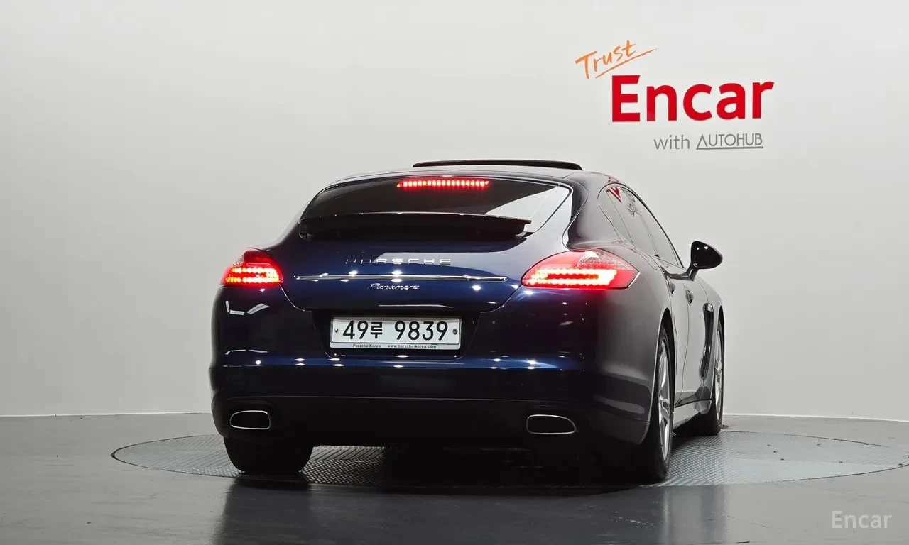 Porsche Panamera * 3.6 AWD * АВТОКРЕДИТ БЕЗ ПЪРВОНАЧАЛНА ВНОСКА* , снимка 4 - Автомобили и джипове - 56021696