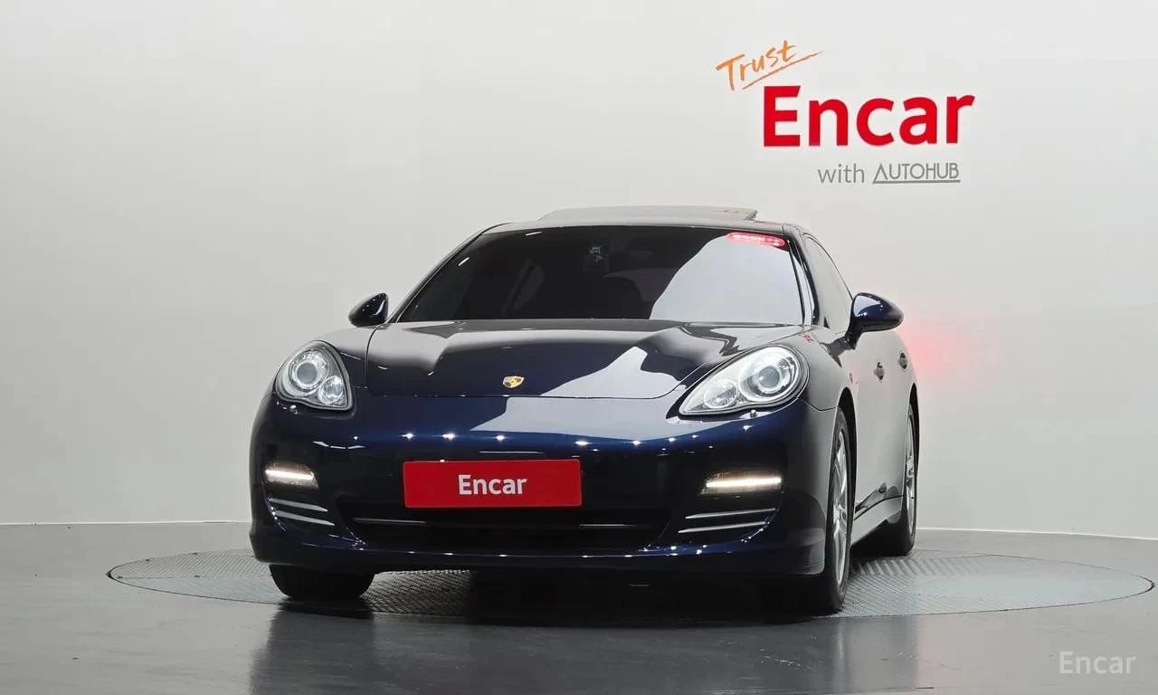 Porsche Panamera * 3.6 AWD * АВТОКРЕДИТ БЕЗ ПЪРВОНАЧАЛНА ВНОСКА* , снимка 3 - Автомобили и джипове - 56021696