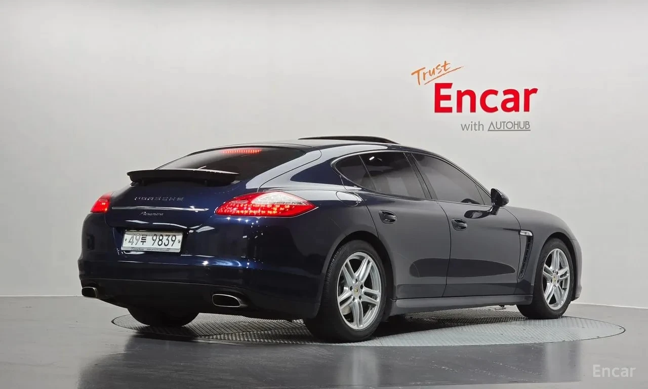 Porsche Panamera * 3.6 AWD * АВТОКРЕДИТ БЕЗ ПЪРВОНАЧАЛНА ВНОСКА* , снимка 2 - Автомобили и джипове - 56021696