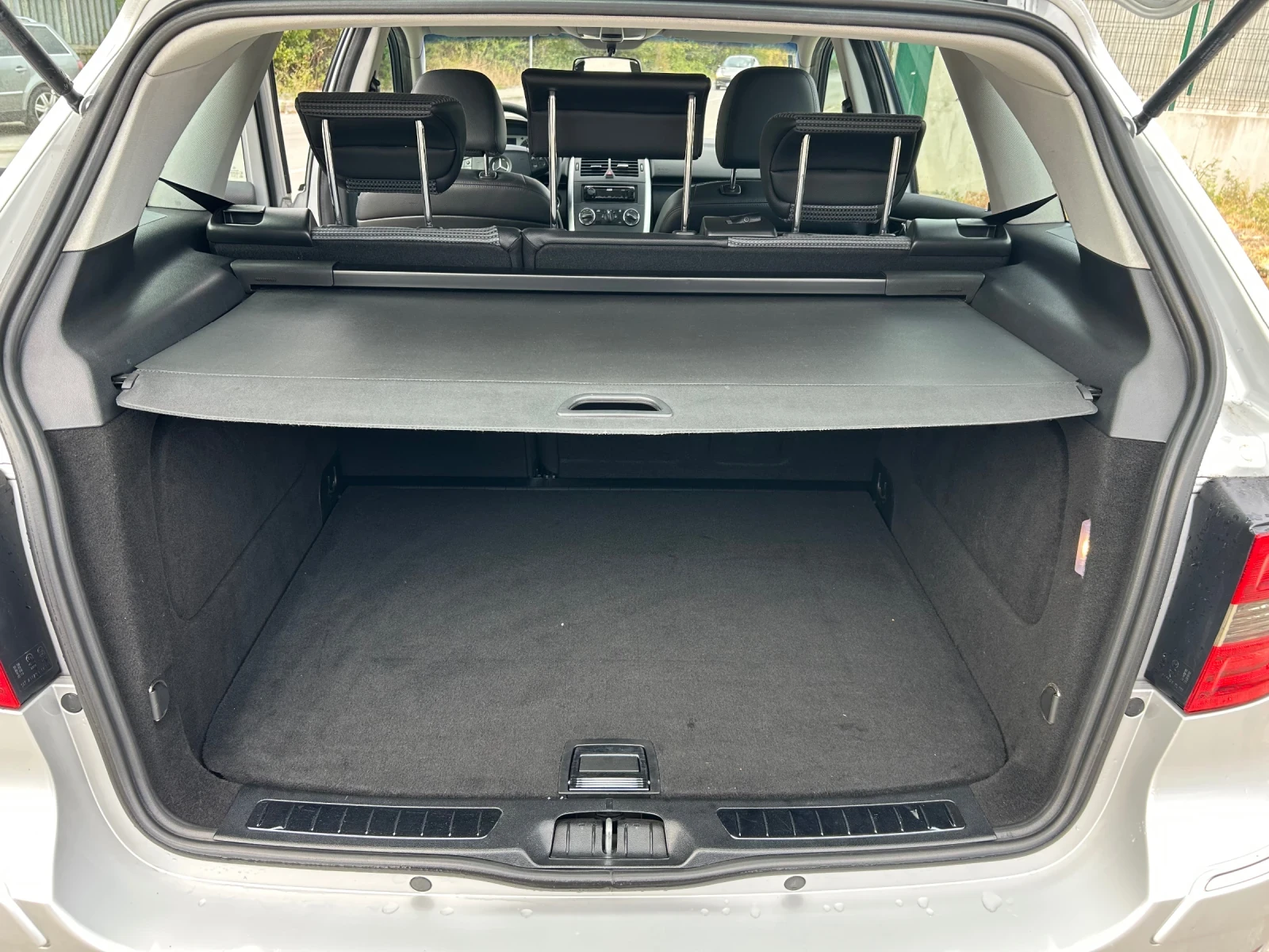 Mercedes-Benz B 180 2.0 CDI, снимка 8 - Автомобили и джипове - 56040210