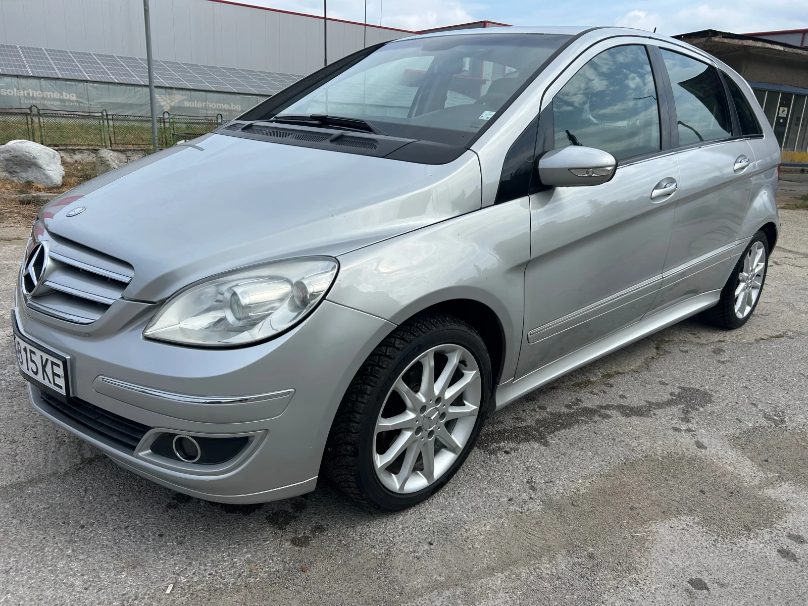 Mercedes-Benz B 180 2.0 CDI, снимка 2 - Автомобили и джипове - 56040210