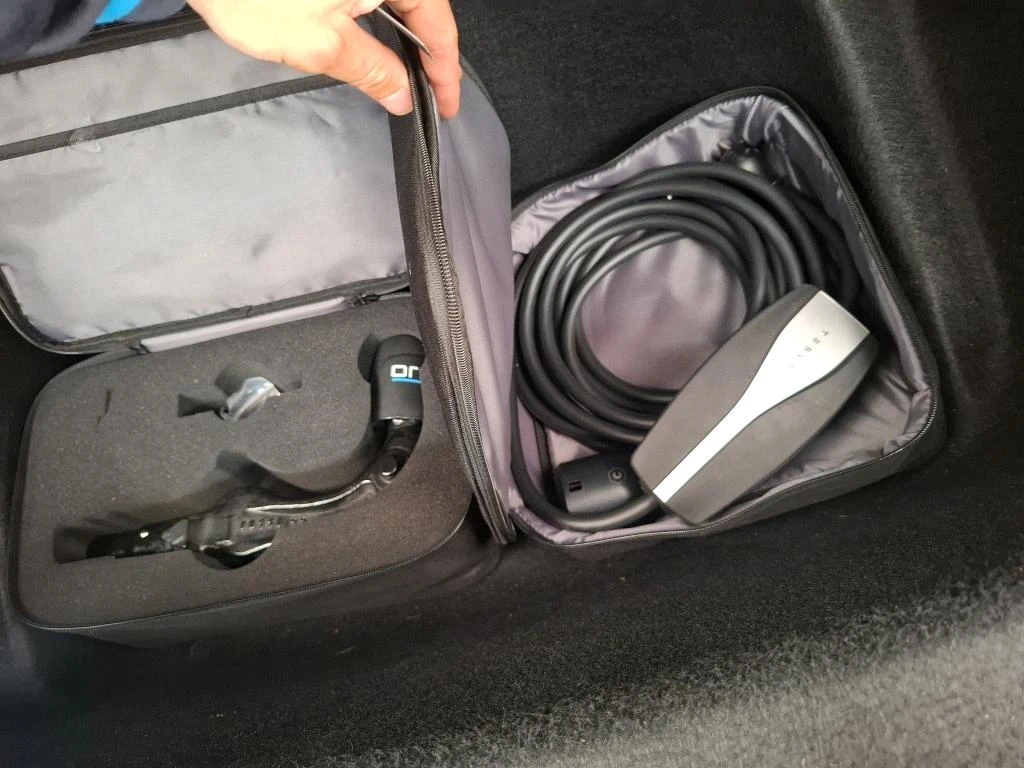 Tesla Model Y Long Range Dual Motor Leather LED Navi 93.6% SoH | Mobile.bg � ����������� 16