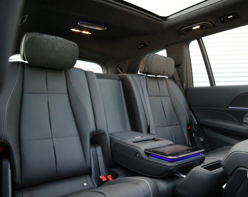 Mercedes-Benz GLS 580* 4M* AMG* PANO* DISTR* HEAD-UP* BURM* PANO* NI, снимка 9 - Автомобили и джипове - 51562295