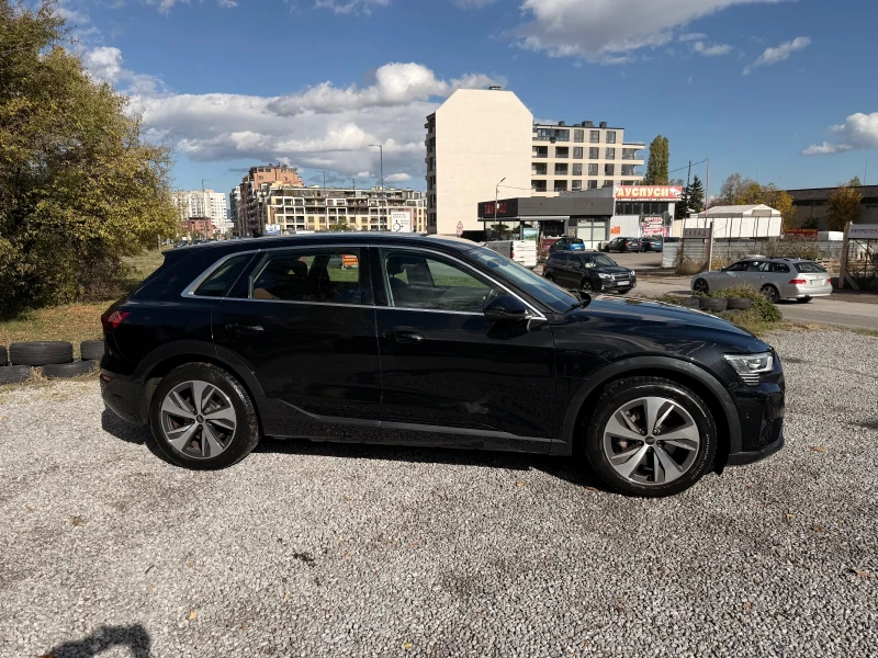 Audi E-Tron Q8 55 114kwh Quattro, снимка 6 - Автомобили и джипове - 52568921