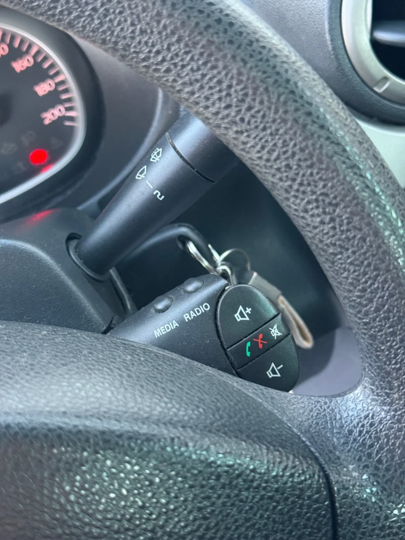 Dacia Duster 1.6I * GPL * ЧИСТО НОВА * ЛИЗИНГ, снимка 11 - Автомобили и джипове - 52804494