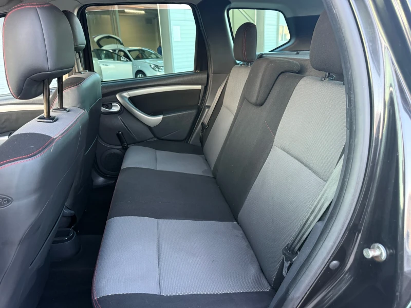 Dacia Duster 1.6I * GPL * ЧИСТО НОВА * ЛИЗИНГ, снимка 7 - Автомобили и джипове - 52804494